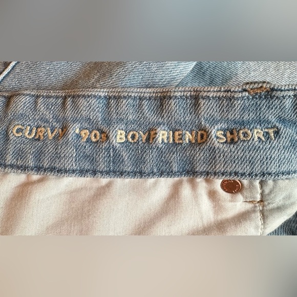 AE outfitters Strigid Denim Curvy  Waist '90s Boyfriend Short
Women - Picture 4 of 9